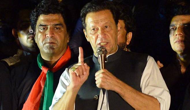 عمران خان کی براہ راست کوریج پر عائد پابندی کو چیلنج کر دیا گیا