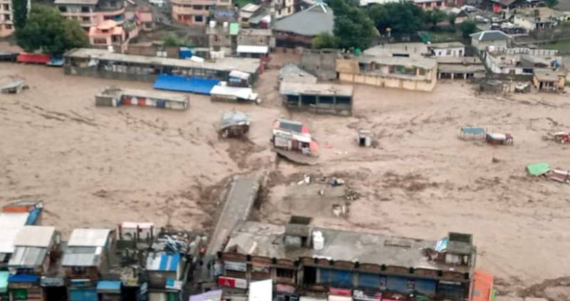 گزشتہ 24 گھنٹوں میں سیلاب اور بارشوں سے مزید 75 افراد جاں بحق