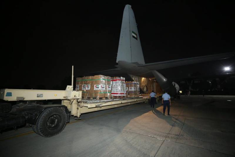 یواے ای سے ایک اور پرواز امدادی سامان لے کر راولپنڈی پہنچ گئی 