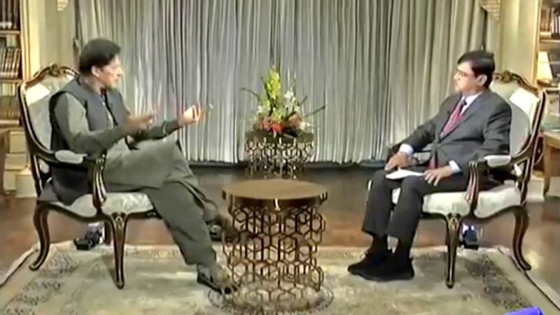 خطرناک صورتحال ہوگئی ،ہمیں مطلع کیا گیا عمران خان کا انٹرویو نشر نہیں ہوگا: کامران خان