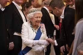  ملکہ برطانیہ کی وفات پر شوبز شخصیات کااظہار افسوس