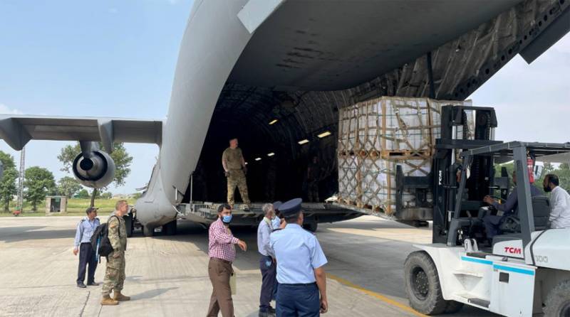 سیلاب متاثرین کیلئے امدادی سامان لے کر 66 پروازیں پاکستان پہنچ گئیں 