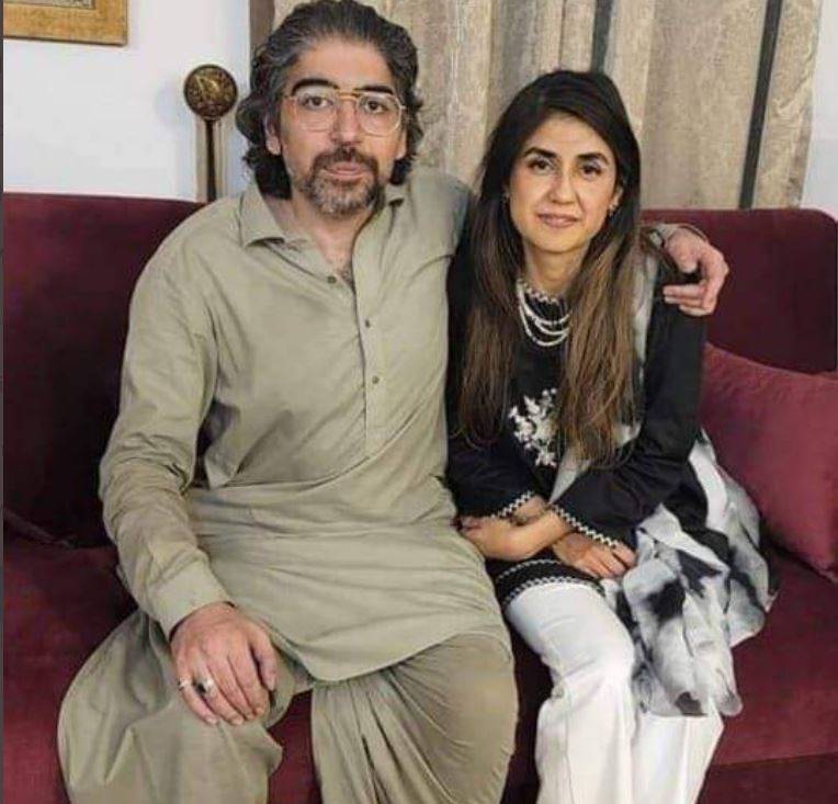 سارہ غیرملکی ایجنٹ اور مجھے قتل کرنا چاہتی تھی: سینئر صحافی ایاز امیر کے  قاتل بیٹے کا ابتدائی بیان 