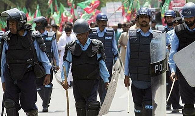 اسلام آباد کے داخلی و خارجی راستوں پر باڈی کیمروں سے لیس پولیس اہلکار تعینات کرنے کا فیصلہ 