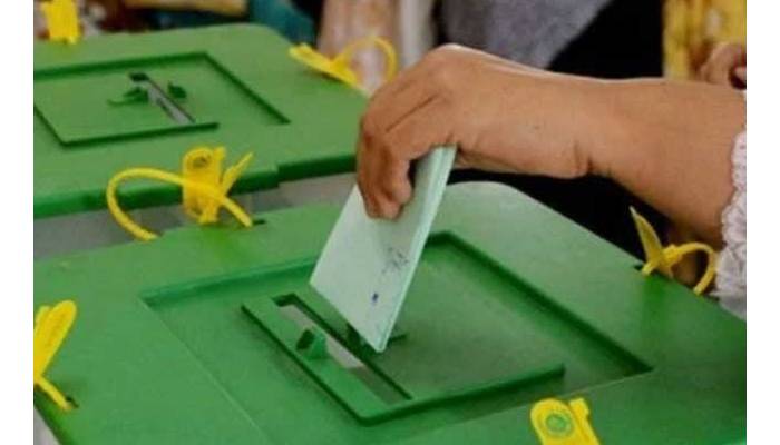 آزاد کشمیر میں بلدیاتی انتخابات کا دوسرا مرحلہ، تحریک انصاف 229 نشستوں کیساتھ سب سے آگے