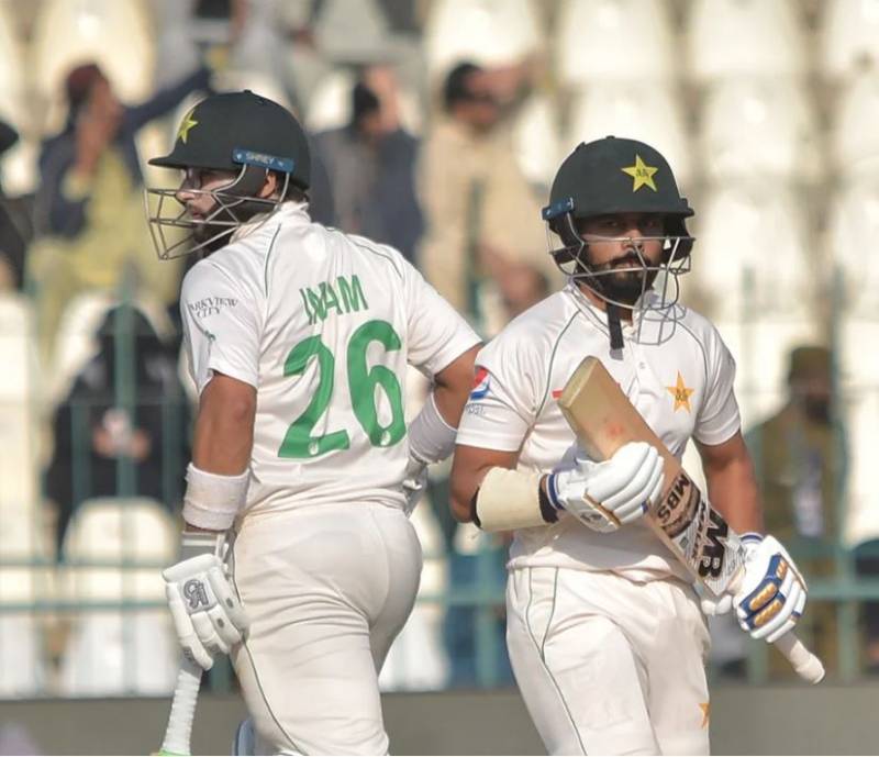 ملتان ٹیسٹ: پاکستان کو فتح کیلئے 157 رنز ،انگلینڈ کو 6 وکٹیں درکار 