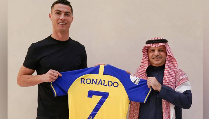 کرسٹیانو رونالڈو سعودی عرب پہنچ گئے، سعودی کلب النصر کو جوائن کرلیا