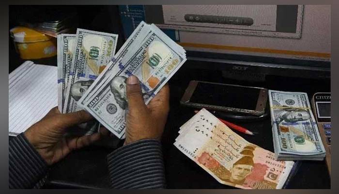 پاکستان ڈالر کا ایکسچینج ریٹ مارکیٹ کے مطابق کرے، آئی ایم ایف کا مطالبہ
