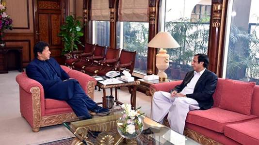 عمران خان اور پرویز الٰہی کا حکومت کے منفی ہتھکنڈوں کا ڈٹ کر مقابلہ کرنے کا عزم