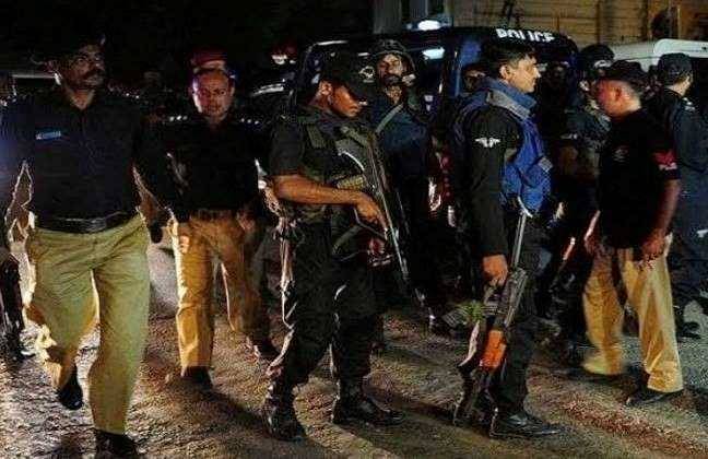 کراچی پولیس آفس پر حملے میں ملوث 2 دہشت گرد مقابلے میں ہلاک 