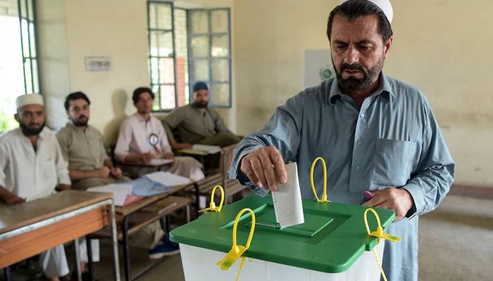الیکشن کمیشن نے کے پی کے میں عام انتخابات کی تاریخ کا اعلان کر دیا 