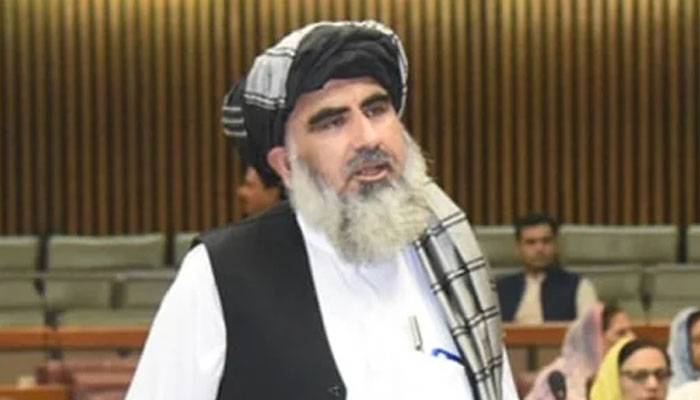 اسلام آباد :وفاقی وزیر مذہبی امور مفتی عبدالشکور ٹریفک حادثے میں جاں بحق 