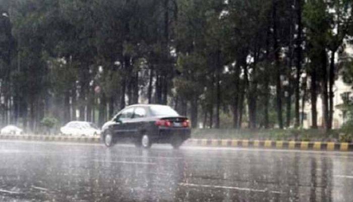 ملک کے مختلف شہروں میں بارش سے گرمی کا زور ٹوٹ گیا 