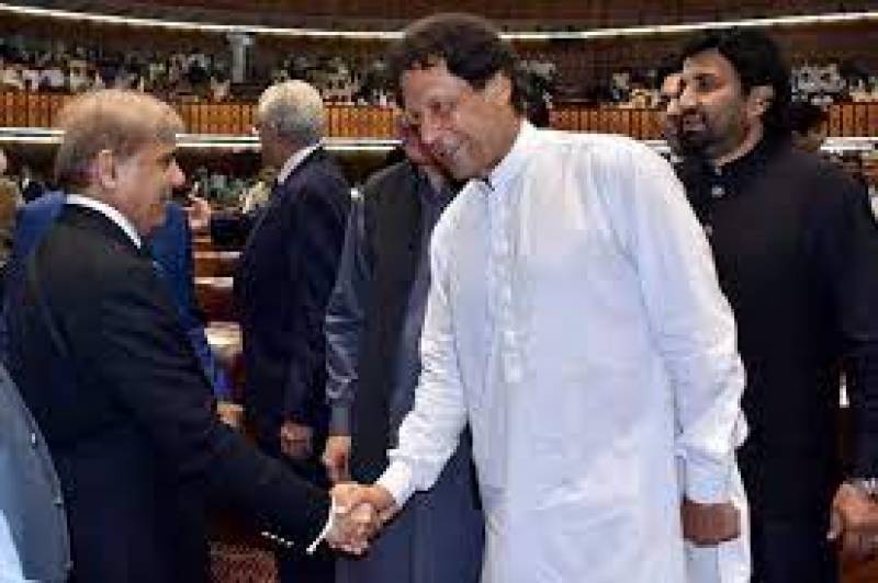  حکومت سے مذاکرات ، عمران خان نے  3رکنی کمیٹی تشکیل دے دی