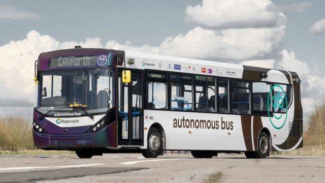 برطانیہ،ڈرائیور کے بغیرچلنے والی بس سروس کا آغاز15 مئی کو ہوگا