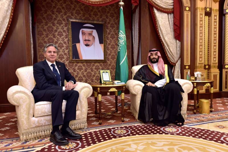 امریکا سعودی عرب سے تعلقات مستحکم کرنے کی راہیں ہموار کرنے لگا