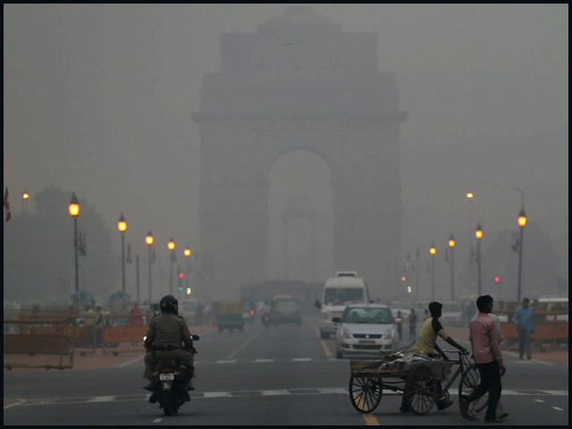 بھارت اپنی ماحولیاتی دہشت گردی کا خود ہی شکار ، نئی دلی میں مصنوعی بارش پر غور