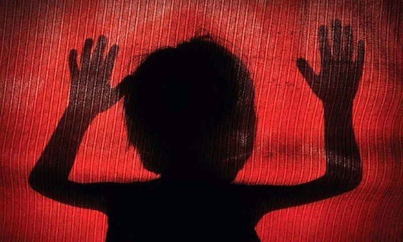 چارسدہ: ایک اور زینب درندگی کا نشانہ بن گئی، ڈھائی سالہ بچی زیادتی کے بعد قتل
