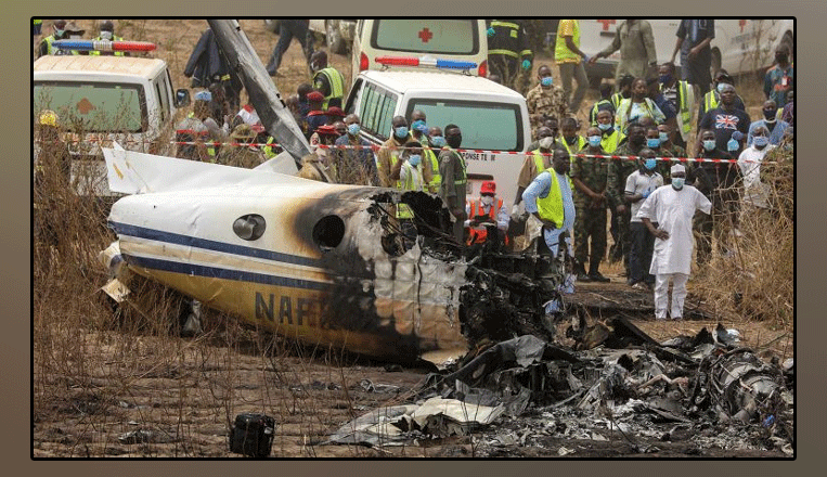 Nigerian Air Force plane crashes, killing 7 passengers