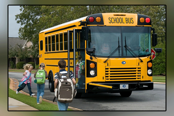Unusual incident in the United States, the kidnapper left the school bus and escaped from the children's questions