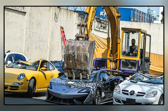 Punishment for non-payment of taxes, cars of Riches were destroyed in the Philippines