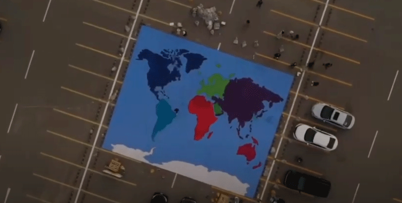 Jeddah: The world's largest map created with the help of millions of bottle caps